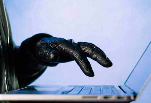 ENVENENAMIENTO SEO: CONOCE CÓMO PUEDE AFECTAR TU WEB blackhat envenenamiento seo