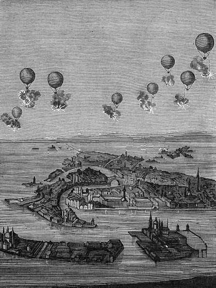 Drones: un recorrido Histórico Drones: un recorrido Histórico