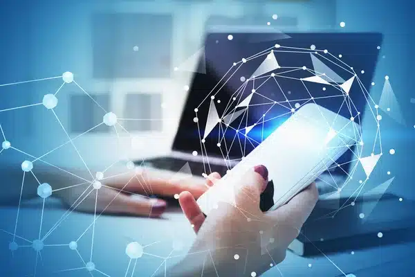 Introducción al Marketing Digital: Un Universo de Posibilidades software digital y big data