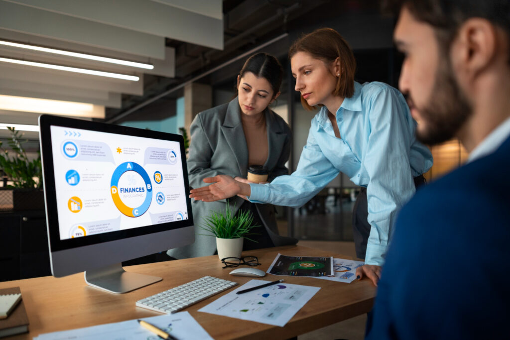 Beneficios y características del software de gestión para PYMES sistemas de gestión2