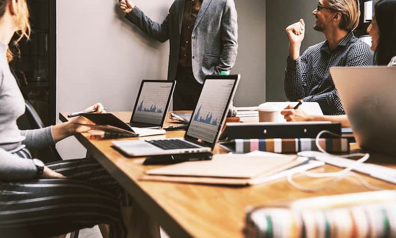 Los Beneficios de Contratar una Agencia Digital Los Beneficios de Contratar una Agencia Digital