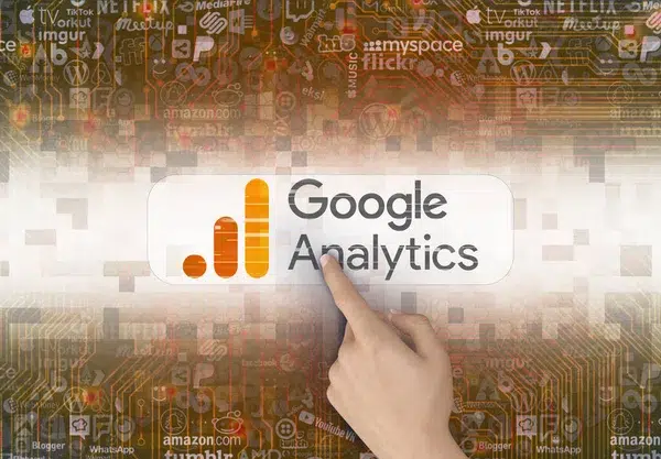 Explora desde lo básico hasta avanzado en Google Ads para maximizar ROI google ads para - google analytics