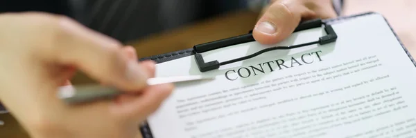 Consejos y criterios claves para seleccionar la mejor agencia SEO que se adapte a tus necesidades empresariales contrato-agencia seo