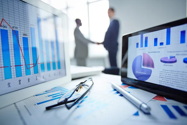 Asesor de Marketing: La guía completa para seleccionar al mejor para tu negocio investigar