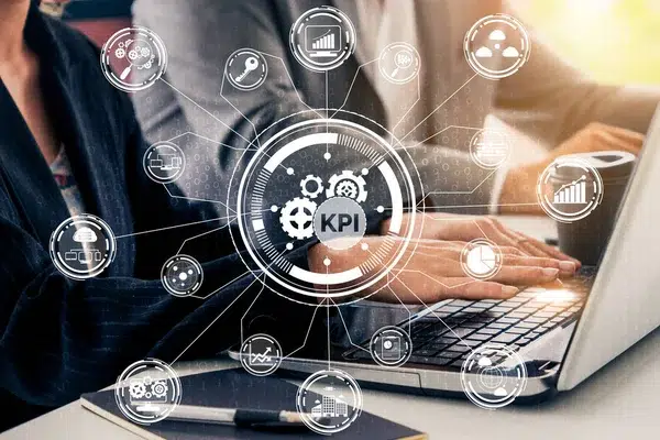La Automatización empresarial: herramientas clave para escalar kpi-asesor marketing