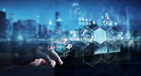 ¿Quién ofrece servicios de implementación de software empresarial? app diseñada por un software para el movil