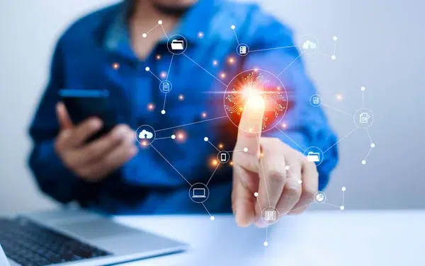 ¿Qué implica el desarrollo de Software? Descubre su importancia en la era digital software-era digital