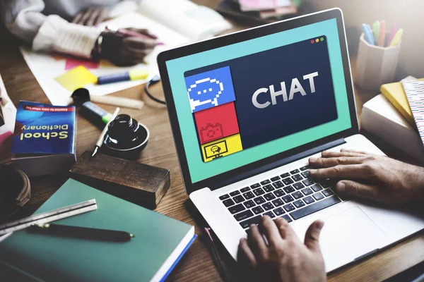 ChatGPT en WhatsApp: Cómo convertir conversaciones en clientes con un CRM el marketing digital y las aplicaciones de chatgpt