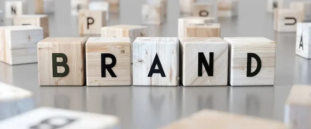 Cómo Crear una Marca Digital para Latinos en USA 2026 la importancia del branding en el mkt digital
