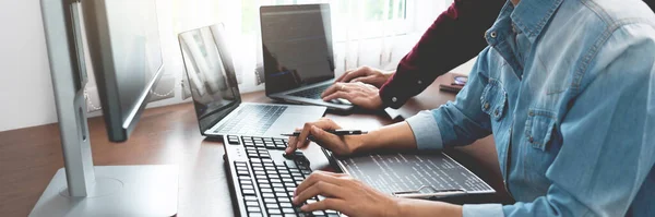 Las mejores prácticas para diseñar una página web corporativa para empresas Las mejores prácticas para diseñar una página web corporativa para empresas