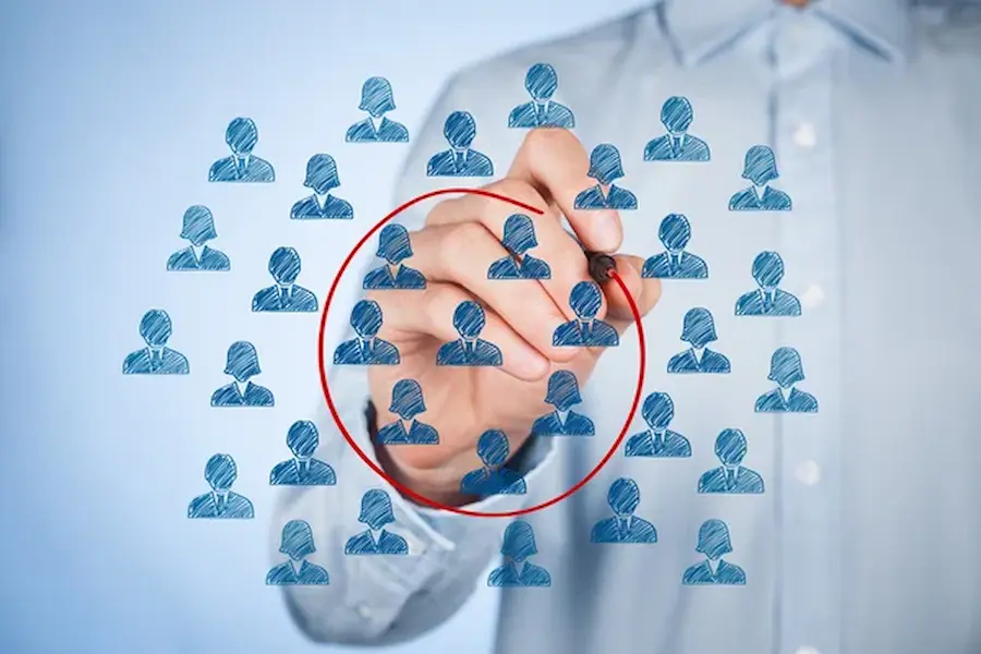 Estrategias Avanzadas de Google Ads para Aumentar Tráfico en Sitios Colombianos SEGMENTACIÓN PARA ADS
