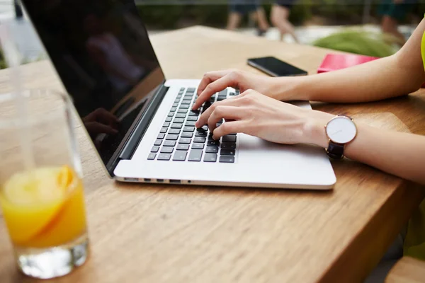 ¿Qué es el marketing en WhatsApp y cómo aplicarlo en tu negocio? importancia de copywriting para email marketing