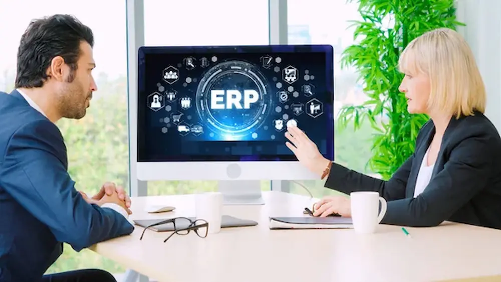 ¿Qué es ERP logística? ERP vs software tradicional: ¿cuál le conviene a tu empresa?