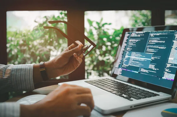 Software personalizado: cómo digitalizar procesos manuales en tu empresa empresas de tecnologías en el desarrollo de software