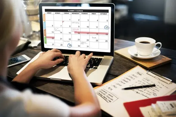 calendario en redes sociales