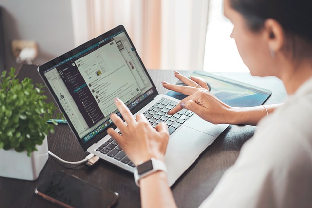 Control remoto de Claude: cómo la IA puede manejar tu computadora sin que estés presente ¿Qué es el control remoto de Claude y cómo funciona?